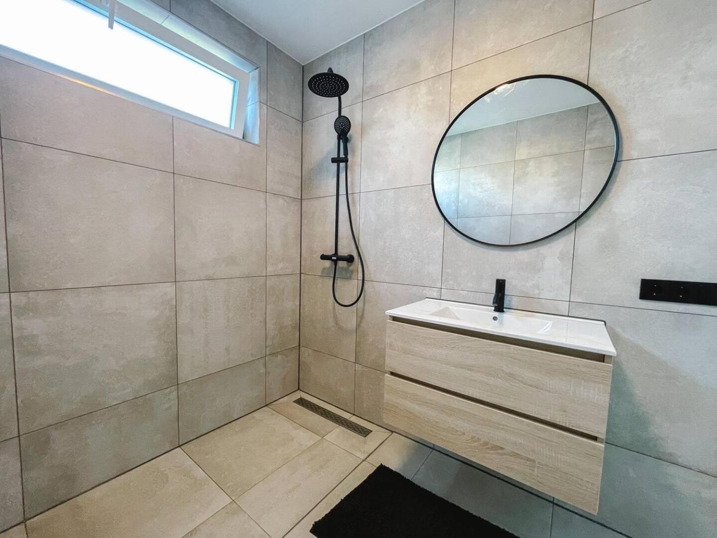 Modern & Convenient Studio Arnhem Exterior photo